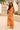 Vestido Ferrache comprido floral com decote em V frente e costas e cinto