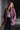 Parka acolchoada feminina de comprimento médio Silvina Campos com capuz amovível, debruns em contraste e ajuste de cordão na cintura.